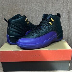 Jordan AJ12 Retro Black/Field Purple CT8013-057.